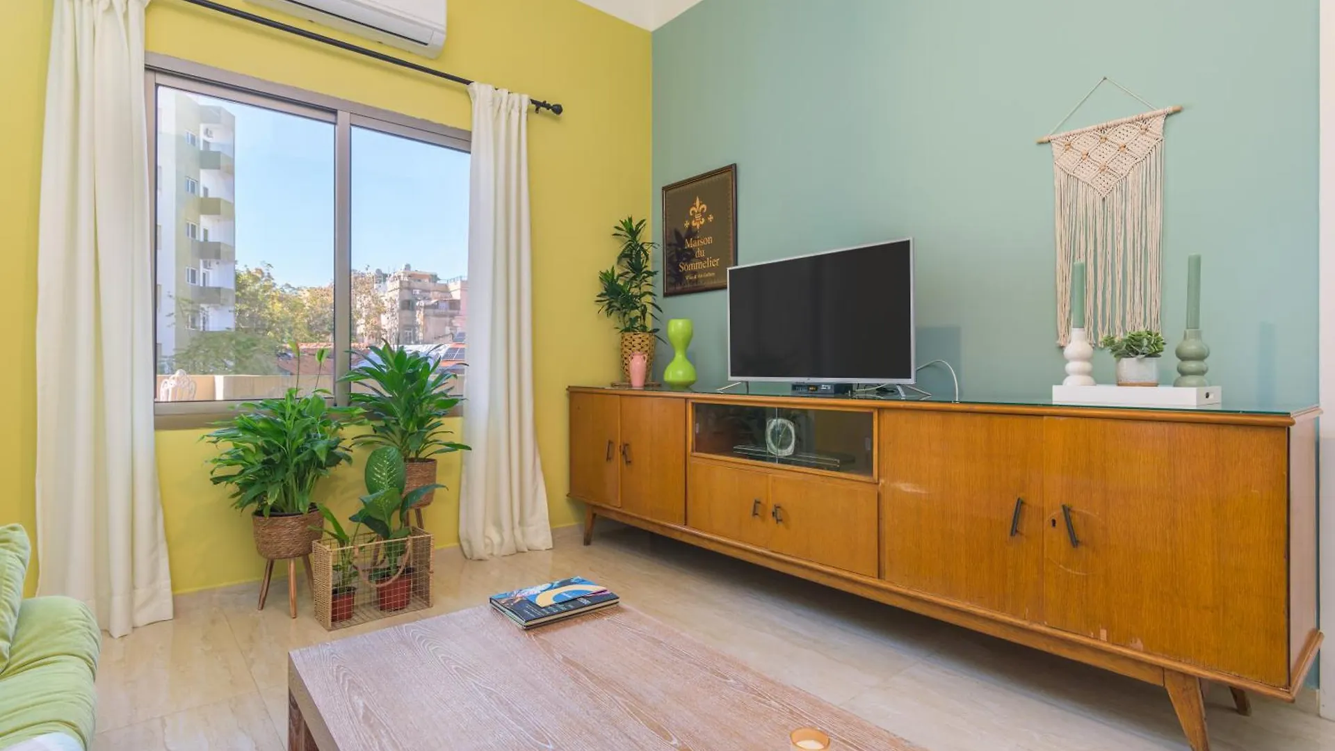 961 Station Apartments In Mar Mikhael Bejrút
