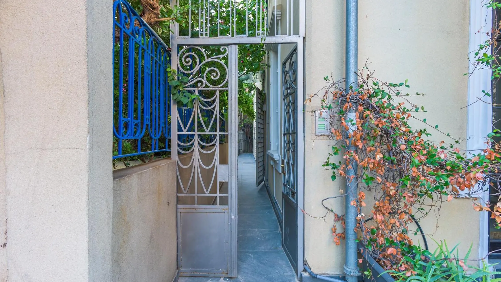 961 Station Apartments In Mar Mikhael Bejrút